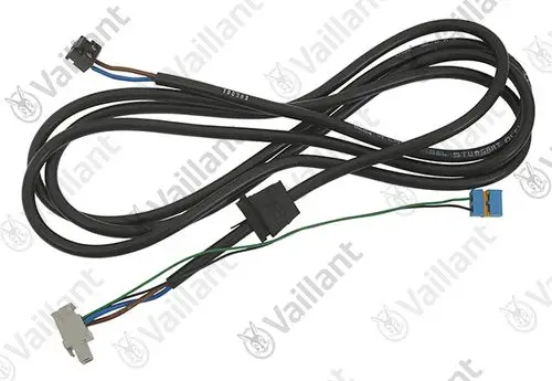 Vaillant Kabelbaum mit mehreren Anschlussleitungen für elektrische Verbindungen. Der Kabelbaum zeigt verschiedene Farbcodierungen und Stecker für eine spezifische Anwendung.